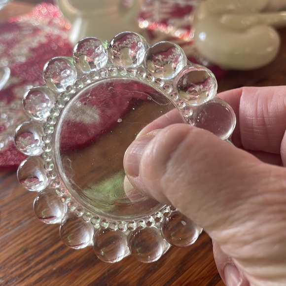 CANDLEWICK Vintage Glass Lidded Trinket Box - Picture 4 of 4